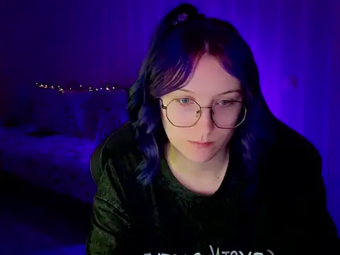 violet-siren-x Webcam Show