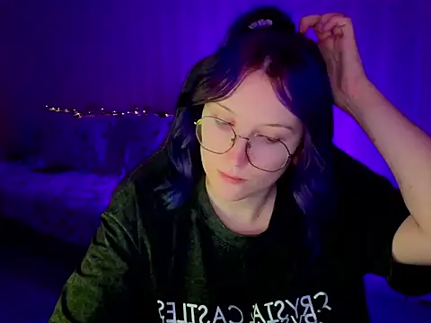 Show modela violet-siren-x na web-kameri