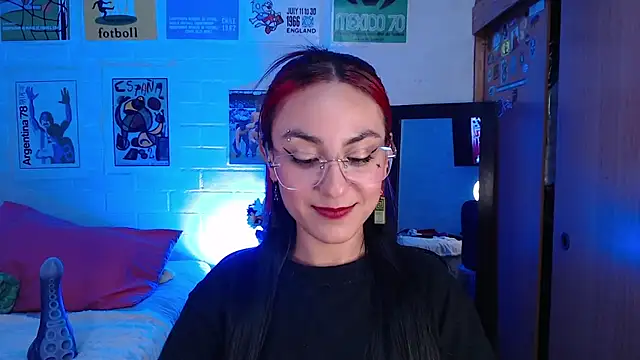 Amy66's Live XXX Chat