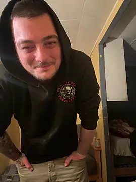 Webkamerová show latenightguy