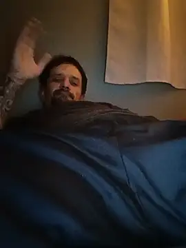 הופעת וובקאם של Derrickandash