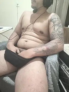 Show modela gtzmoreno na web-kameri