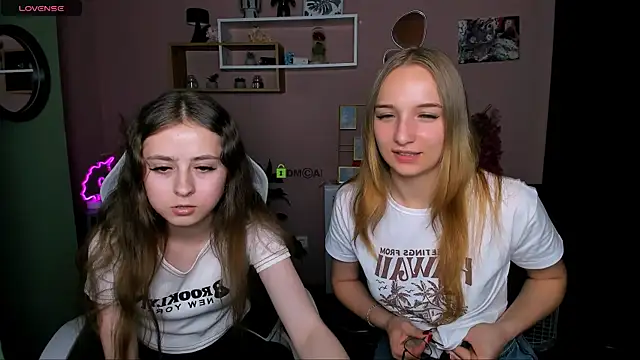 rebecca_smile: онлайн-секс-чат