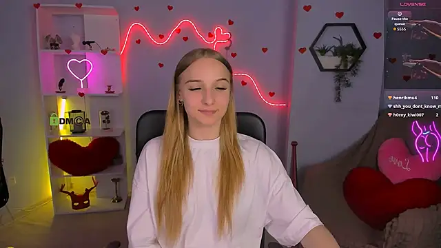 rebecca_smile Шоу с уебкамера