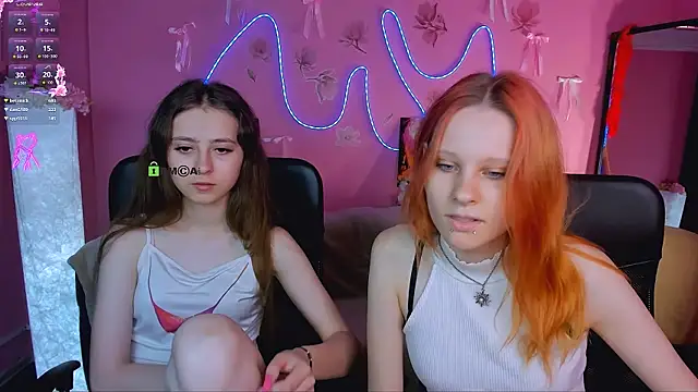 rebecca_smile's Webcam Show