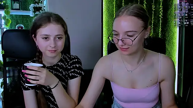 Webkamerová show rebecca_smile