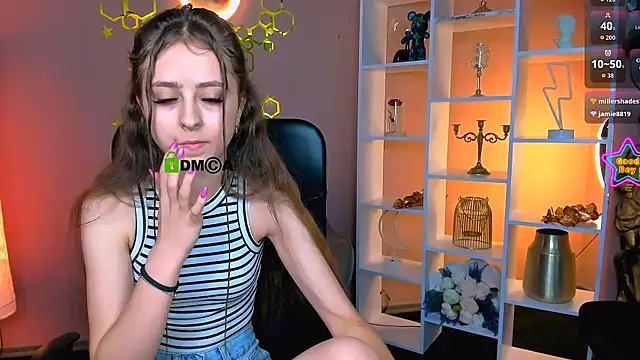 rebecca_smile Webcam-Show