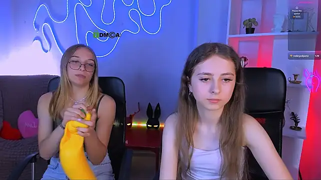 XXX chat uživo modela rebecca_smile