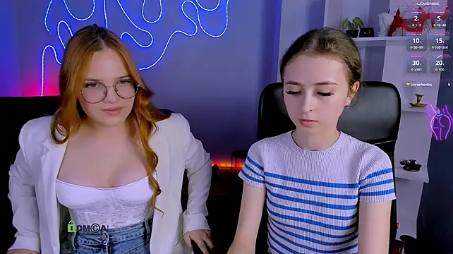 rebecca_smile's Webcam Show