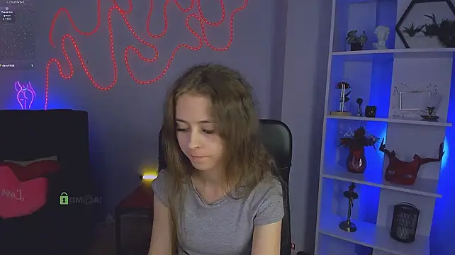 rebecca_smileのライブXXXチャット