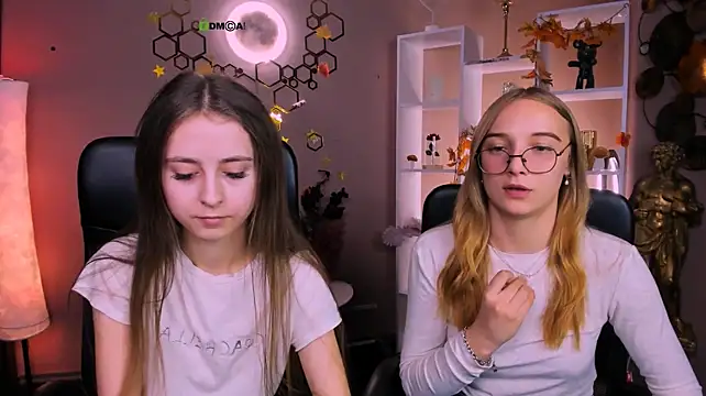 Chatroom XXX en direct de rebecca_smile