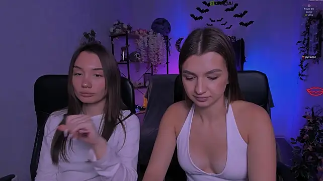 rebecca_smile: онлайн-секс-чат