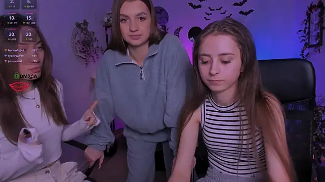 rebecca_smile Chat XXX live