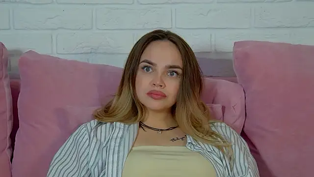 Chat +18 de AnitaVenture ao vivo