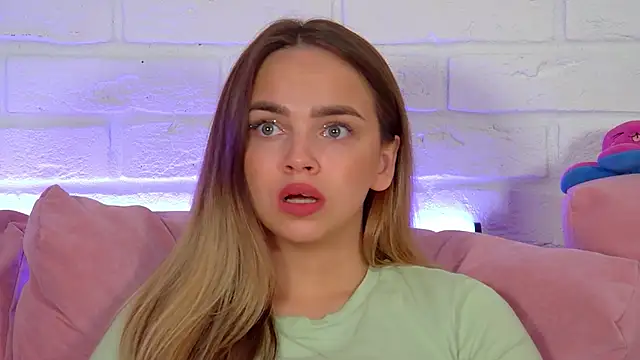 AnitaVenture's Webcam Show