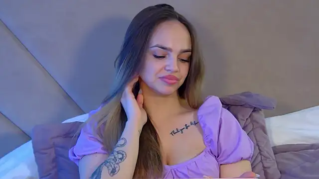 AnitaVenture's Webcam Show