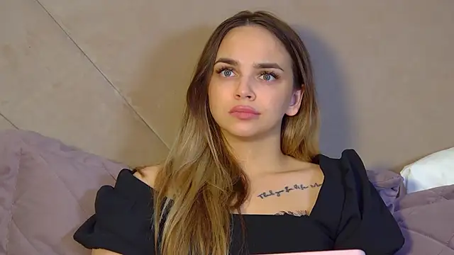 AnitaVenture's Live XXX Chat