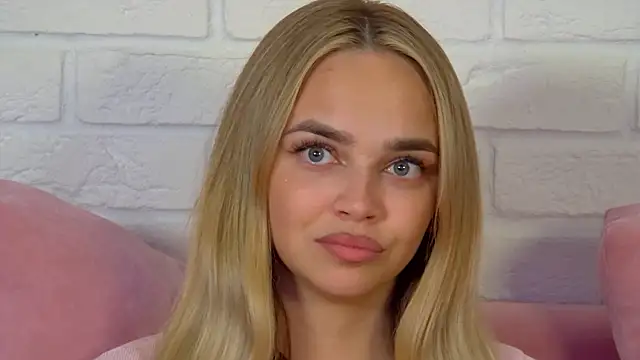 AnitaVenture Chat XXX live