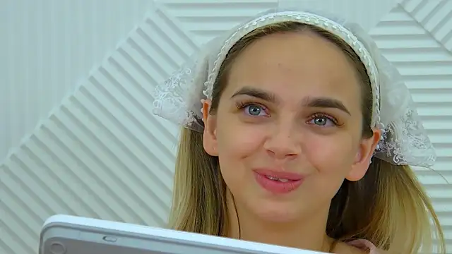 הופעת וובקאם של AnitaVenture