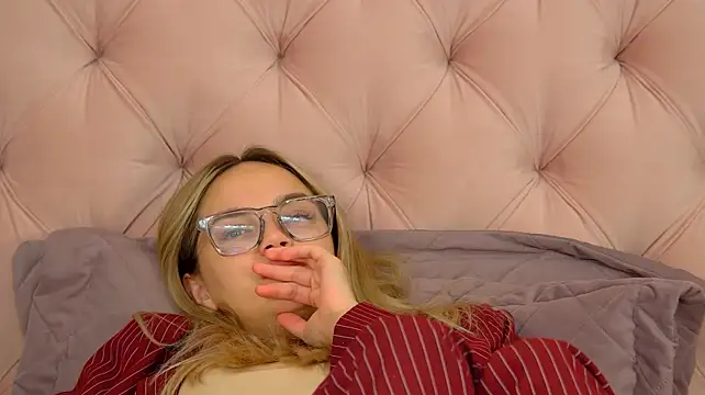 Chat +18 de AnitaVenture ao vivo