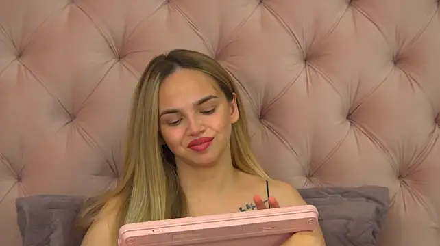 AnitaVenture's Live XXX Chat