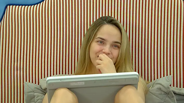 AnitaVenture's Webcam Show