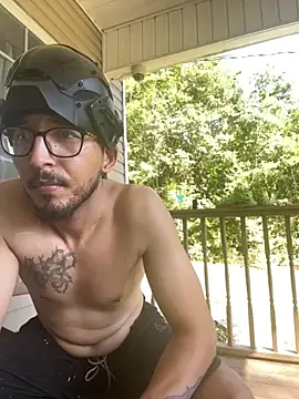 ThrowedWorldWide ওয়েবক্যাম শো