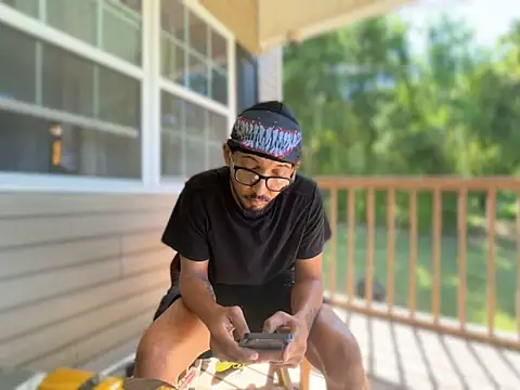 ThrowedWorldWide Webcam show