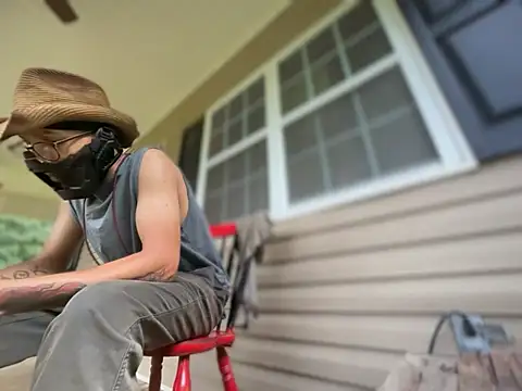 ThrowedWorldWide's Webcam Show