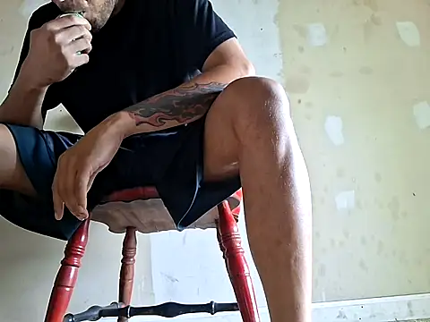 ThrowedWorldWide Шоу с уебкамера