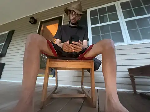 ThrowedWorldWide's Webcam Show