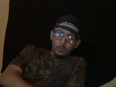 ThrowedWorldWide Шоу с уебкамера