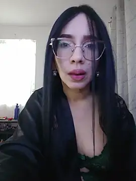 YaraDuartee Chat XXX in diretta