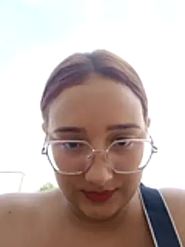 young_dairy01 网络视讯表演