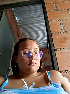 young_dairy01 Show in webcam