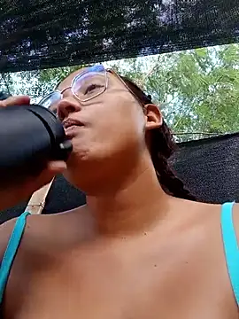 young_dairy01 网络视讯表演