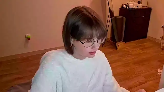 ExitedTroth Show in webcam