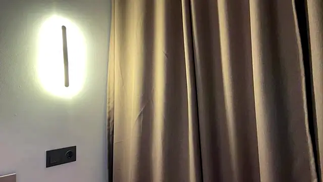 Show de webcam de Ur_neighbor_Kira