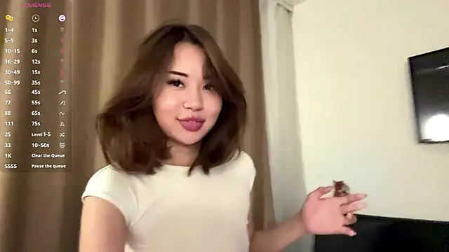 Ur_neighbor_Kira 网络视讯表演