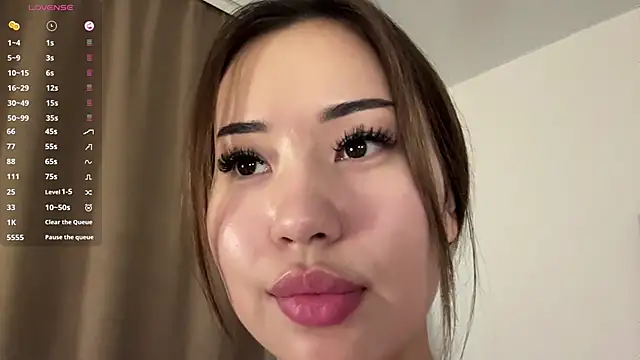 Ur_neighbor_Kira's Live XXX Chat