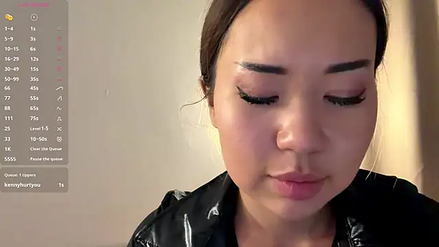 Ur_neighbor_Kira Live XXX-chat
