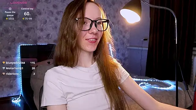 Why_me_stella: онлайн-секс-чат