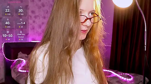 Show modela Why_me_stella na web-kameri