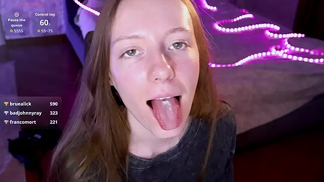 Why_me_stella Adlı Modelin Canlı XXX Sohbeti
