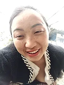 zhen-zo Show in webcam