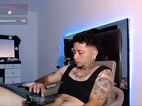 Вебкам-шоу Dannystone2
