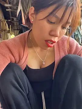 Show de nhinhi-sexy na webcam