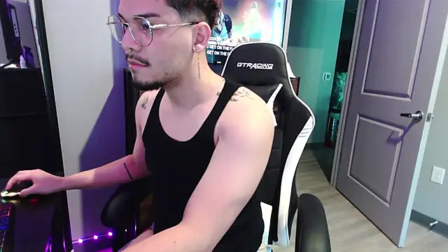 Show de Ken24_12 na webcam