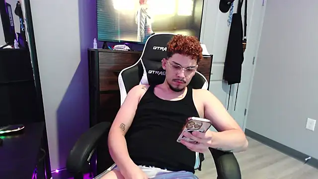 הופעת וובקאם של Ken24_12