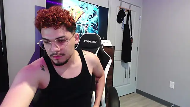 Ken24_12 Show in webcam